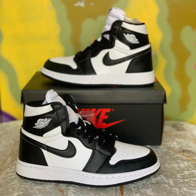 Sneakers - Air Jordan 1 Black